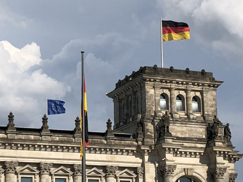 Ein Phantom geht im Bundestag umher